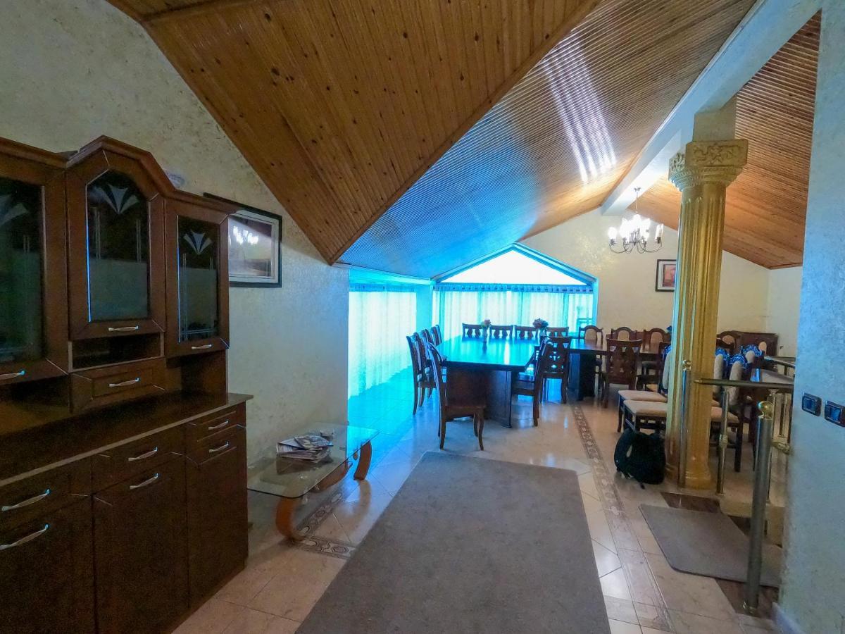 Hotel Hasmegaj Mahall' e Kryethuit Экстерьер фото