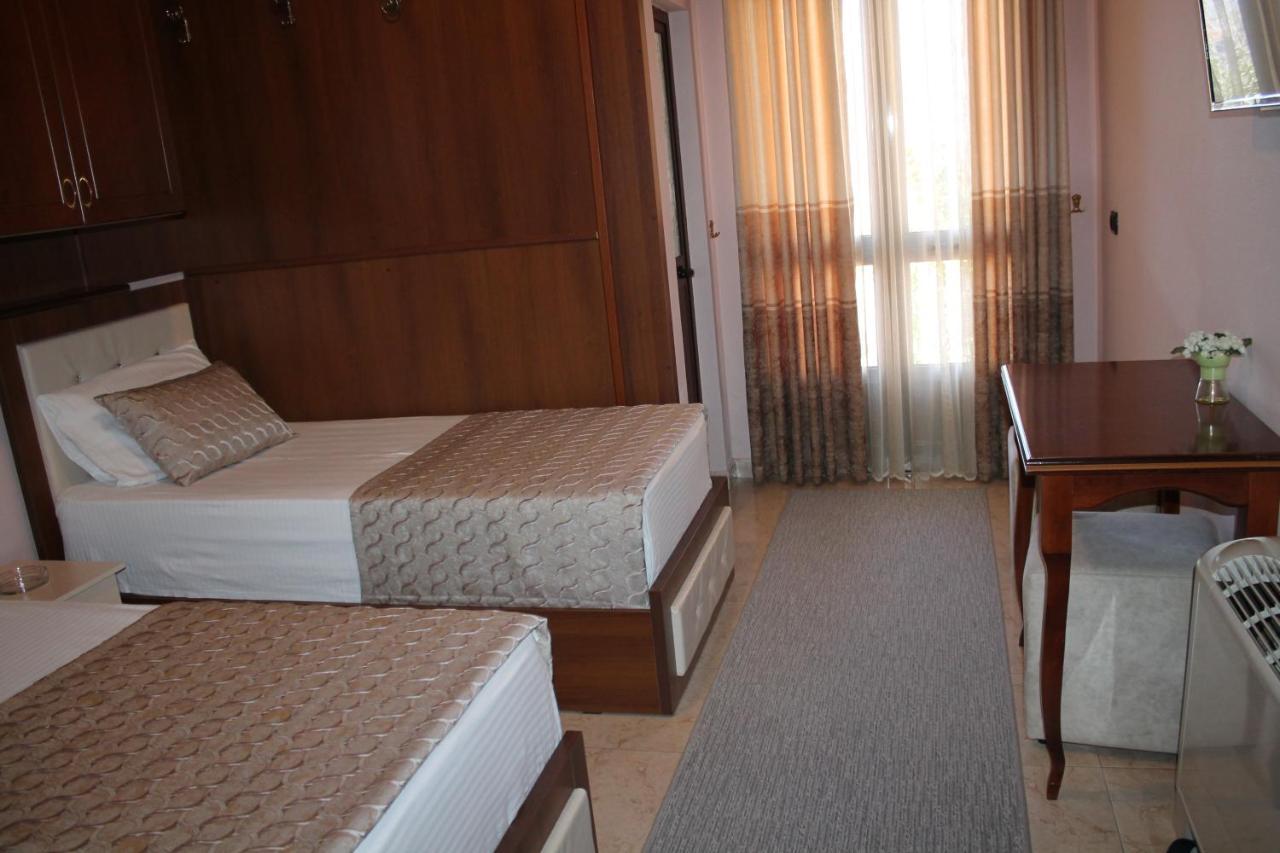 Hotel Hasmegaj Mahall' e Kryethuit Экстерьер фото