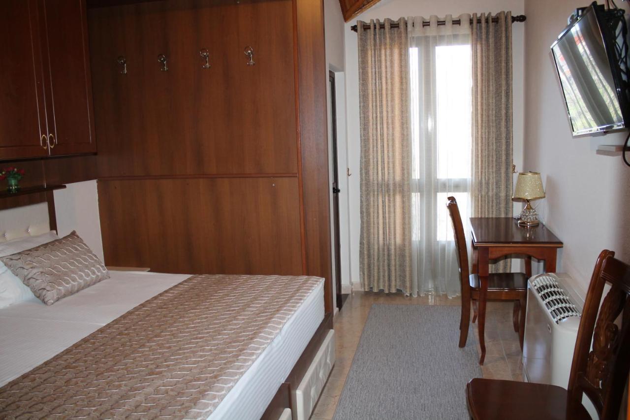 Hotel Hasmegaj Mahall' e Kryethuit Экстерьер фото