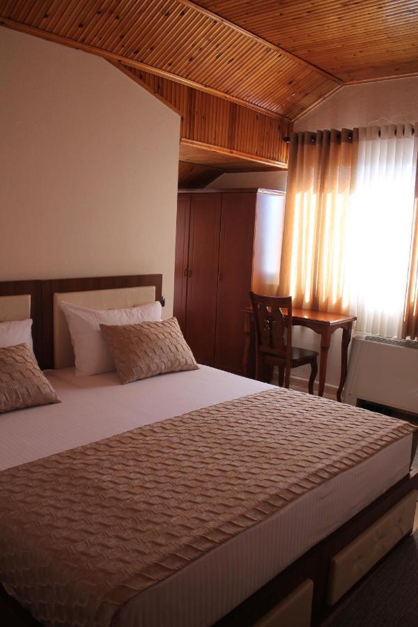 Hotel Hasmegaj Mahall' e Kryethuit Экстерьер фото
